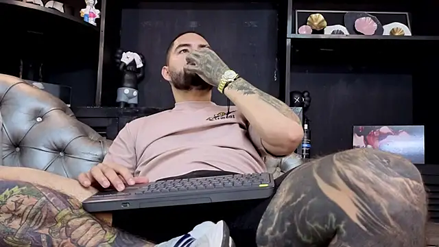 matteosantos online show from March 21, 2026, 12:54 pm