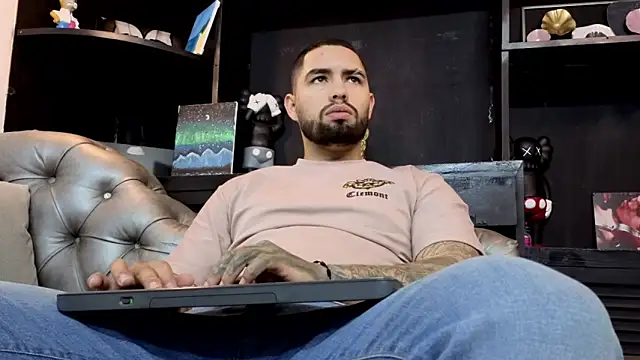 matteosantos online show from April 8, 2026, 11:32 am