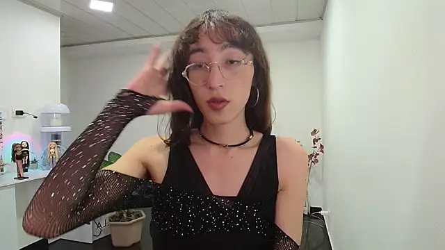 Snapshot of NicoleCortez chatting on February 2, 2025, 11:00 pm NicoleCortez online show from February 2, 2025, 11:00 pm