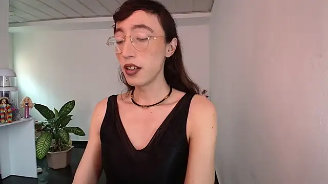 Snapshot of NicoleCortez chatting on February 23, 2025, 6:34 pm NicoleCortez online show from February 23, 2025, 6:34 pm