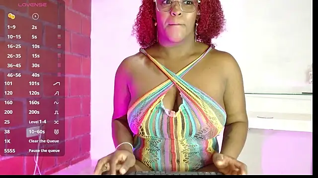 Snapshot of beatziedreams chatting on November 5, 2025, 3:23 pm beatziedreams online show from November 5, 2025, 3:23 pm