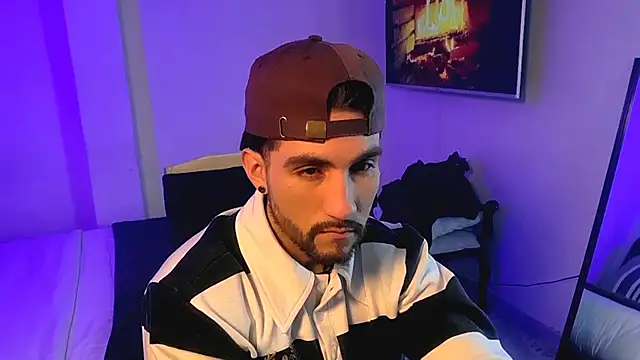  DANTE BIGASS online show from February 23, 2025, 2:07 am