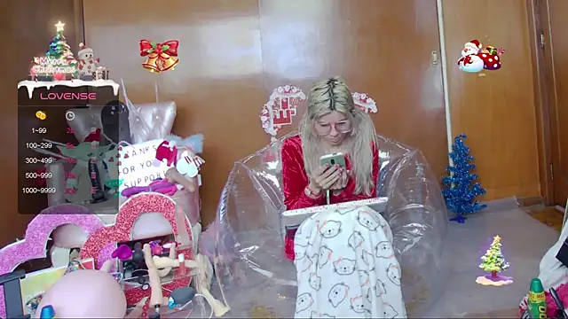 Snapshot of Skinygirl chatting on December 21, 2025, 6:59 pm Skinygirl online show from December 21, 2025, 6:59 pm