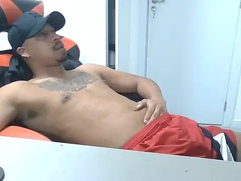 Snapshot of Juninho10c chatting on November 12, 2025, 1:17 am Juninho10c online show from November 12, 2025, 1:17 am