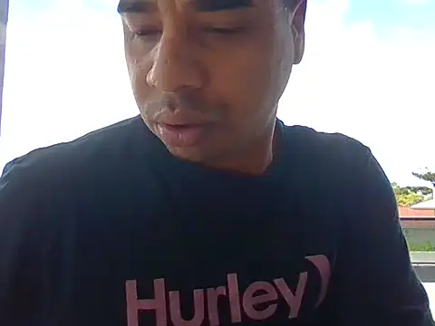 Snapshot of Juninho10c chatting on November 24, 2025, 1:22 pm Juninho10c online show from November 24, 2025, 1:22 pm