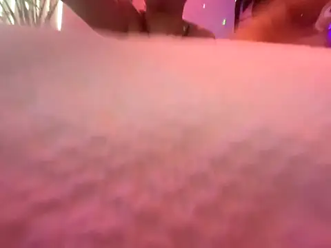 Snapshot of JoshOficial91 chatting on December 2, 2025, 7:20 pm JoshOficial91 online show from December 2, 2025, 7:20 pm