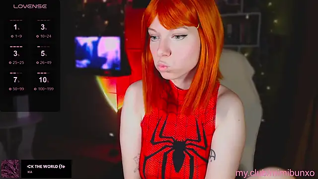 Snapshot of freya_sunny chatting on December 18, 2025, 5:24 am freya sunny online show from December 18, 2025, 5:24 am