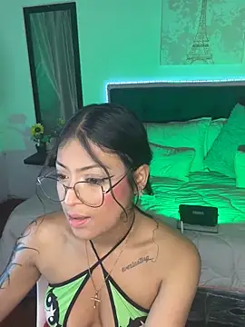 vaness weet online show from January 12, 2025, 11:15 pm