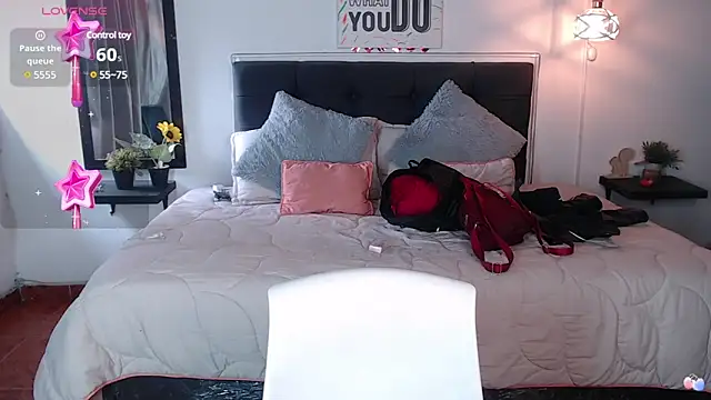 vaness weet online show from March 13, 2025, 5:50 pm