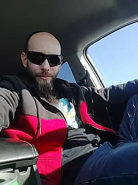 Snapshot of JohnnyFaster chatting on February 8, 2026, 4:32 pm JohnnyFaster online show from February 8, 2026, 4:32 pm