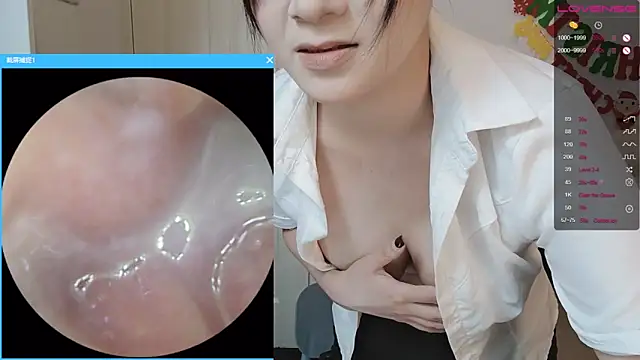 Snapshot of QiuPeiPeimmm chatting on December 17, 2025, 12:55 pm QiuPeiPeimmm online show from December 17, 2025, 12:55 pm