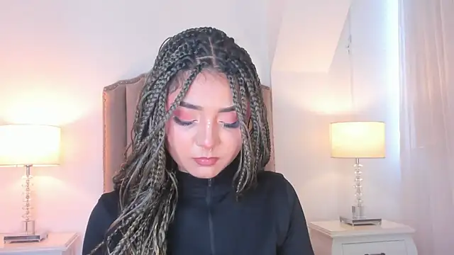 Emma Torres   online show from February 14, 2026, 12:24 pm