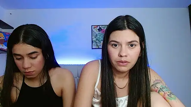 Snapshot of Layla_Rachel chatting on December 20, 2024, 12:52 am Layla Rachel online show from December 20, 2024, 12:52 am