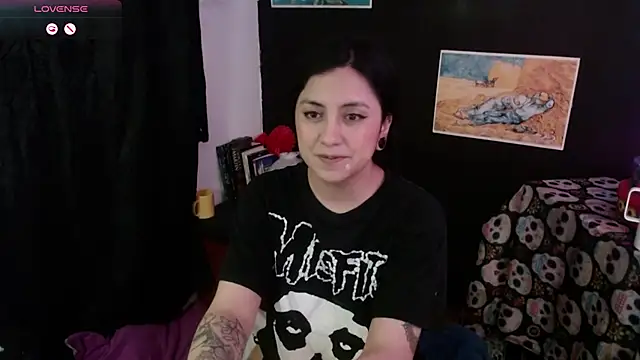 Snapshot of AbsentaVert chatting on November 27, 2025, 12:24 am AbsentaVert online show from November 27, 2025, 12:24 am