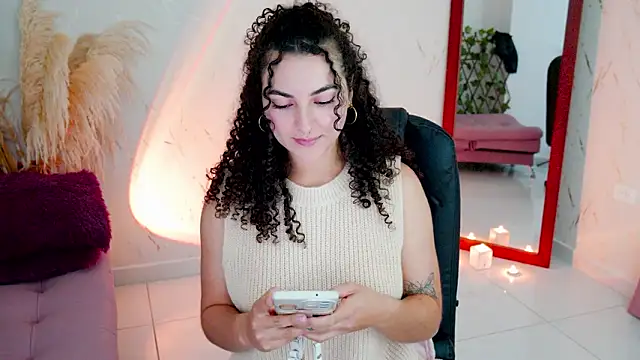 Snapshot of merida_bell18 chatting on March 25, 2026, 7:31 pm merida bell18 online show from March 25, 2026, 7:31 pm