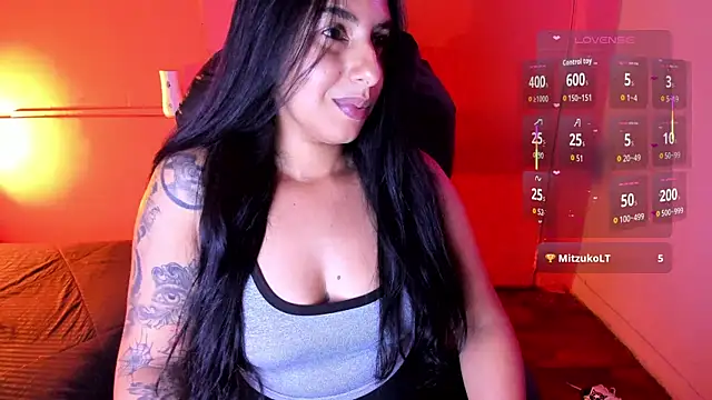 Snapshot of Desipleasure chatting on December 17, 2025, 8:04 pm Desipleasure online show from December 17, 2025, 8:04 pm