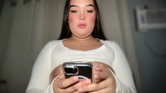 MissCataleyaxxx online show from December 14, 2025, 11:04 am