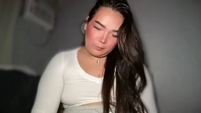 Snapshot of MissCataleyaxxx chatting on February 3, 2026, 2:53 am MissCataleyaxxx online show from February 3, 2026, 2:53 am