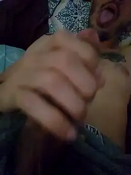 Snapshot of DakotaSylon chatting on December 20, 2024, 5:40 pm DakotaSylon online show from December 20, 2024, 5:40 pm