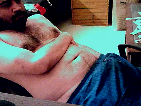 Snapshot of aksxi1 chatting on December 17, 2025, 9:54 pm aksxi1 online show from December 17, 2025, 9:54 pm