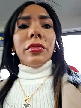 Doll Loren online show from September 11, 2025, 11:54 am