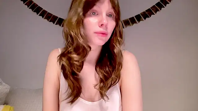 Snapshot of Nikki_Mimimi chatting on December 19, 2025, 10:11 am Nikki Mimimi online show from December 19, 2025, 10:11 am