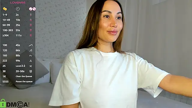 Snapshot of Larrine_Morgan chatting on September 18, 2025, 1:18 am Larrine Morgan online show from September 18, 2025, 1:18 am