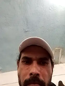 Snapshot of Tututu17@xh chatting on January 9, 2026, 9:38 pm Tututu17xh online show from January 9, 2026, 9:38 pm