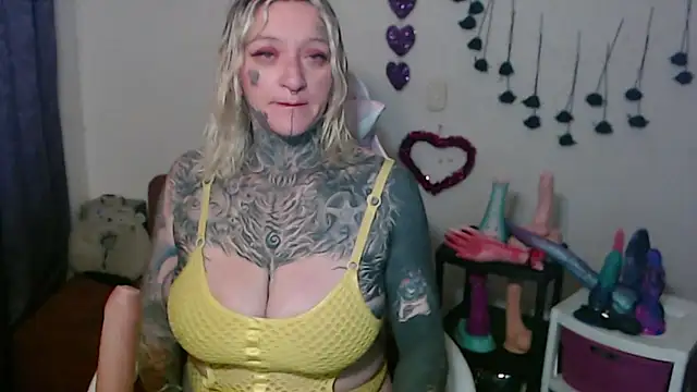 SLOPPYTITSS online show from February 16, 2026, 11:06 am