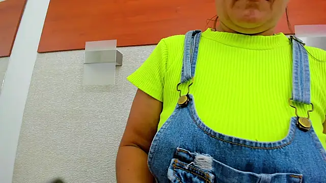 allice green online show from November 15, 2025, 1:03 am