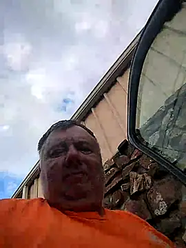 Snapshot of lawndad79 chatting on March 6, 2026, 10:06 pm lawndad79 online show from March 6, 2026, 10:06 pm