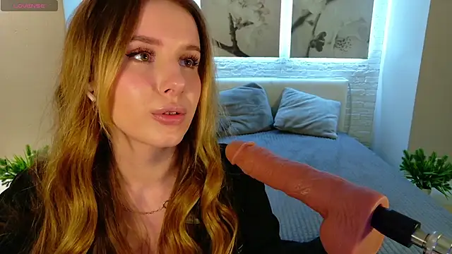 Snapshot of Betty_June chatting on April 18, 2026, 8:42 pm Betty June online show from April 18, 2026, 8:42 pm