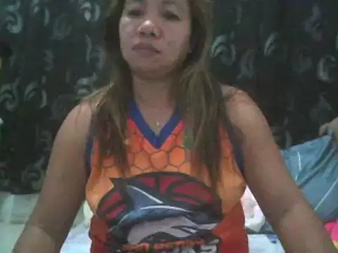 xiarrah12 online show from November 20, 2025, 7:35 pm