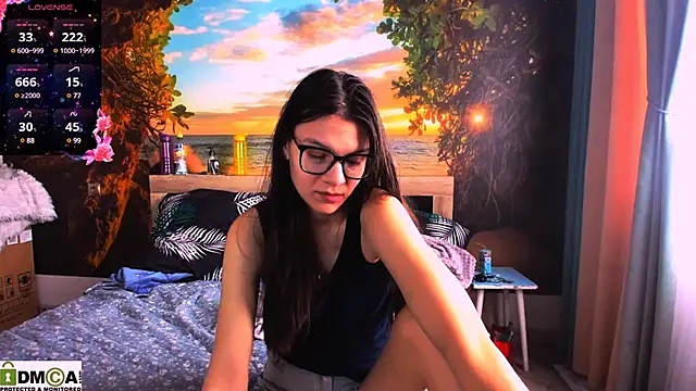 Snapshot of MollyLollipop chatting on January 10, 2025, 5:47 am MollyLollipop online show from January 10, 2025, 5:47 am