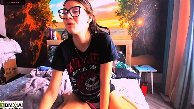 Snapshot of MollyLollipop chatting on January 11, 2025, 6:14 am MollyLollipop online show from January 11, 2025, 6:14 am