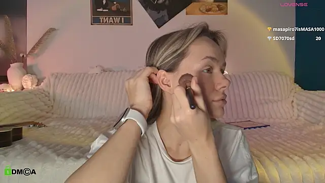 Kylie Desire online show from December 19, 2025, 3:57 am