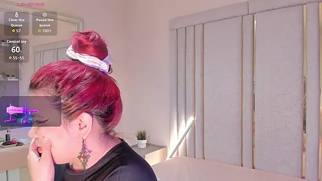 Snapshot of Saekohofman chatting on February 1, 2026, 4:11 am Saekohofman online show from February 1, 2026, 4:11 am