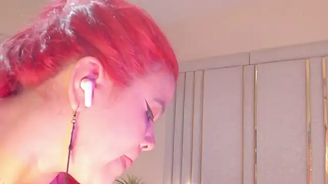 Snapshot of Saekohofman chatting on February 17, 2026, 4:09 am Saekohofman online show from February 17, 2026, 4:09 am