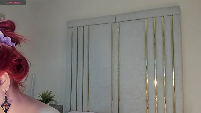 Snapshot of Saekohofman chatting on February 19, 2026, 4:08 am Saekohofman online show from February 19, 2026, 4:08 am