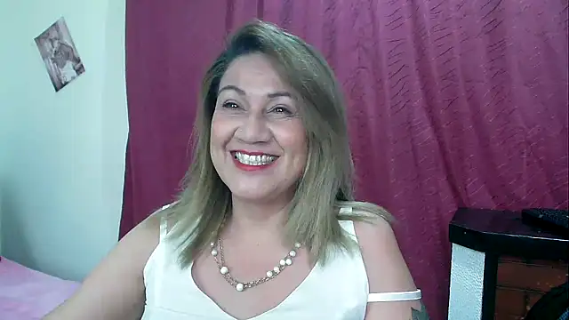 yayita mature online show from February 24, 2025, 1:42 pm