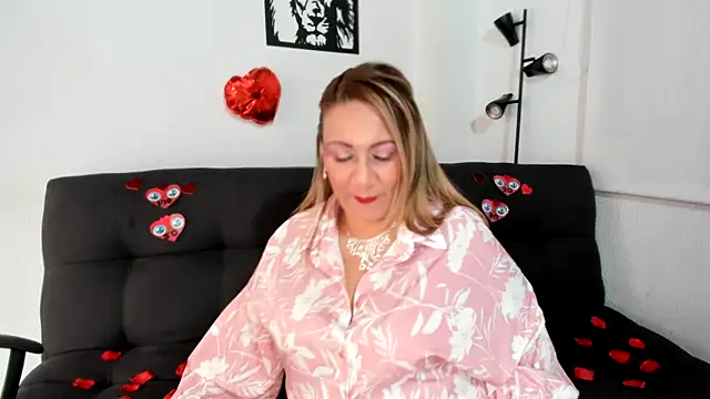 Snapshot of yayita_mature chatting on February 14, 2026, 3:53 pm yayita mature online show from February 14, 2026, 3:53 pm