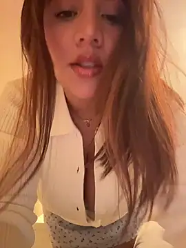 Snapshot of marcimaa chatting on March 13, 2026, 11:00 pm marcimaa online show from March 13, 2026, 11:00 pm