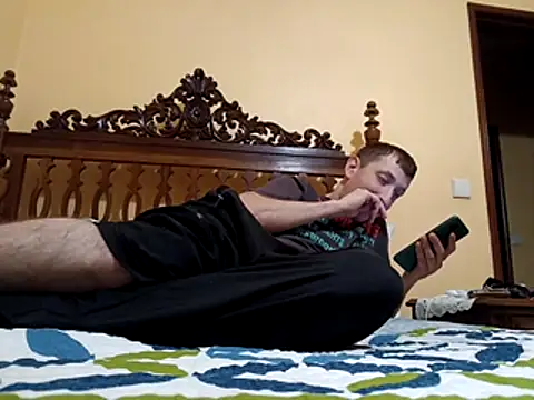 White rabbit  online show from November 11, 2025, 5:46 pm