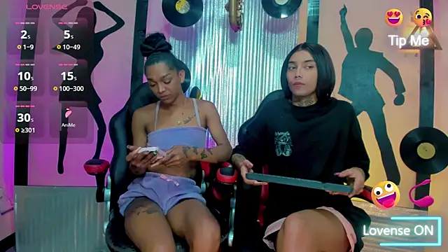 Snapshot of nickyminach_ chatting on January 7, 2026, 7:49 pm nickyminach online show from January 7, 2026, 7:49 pm