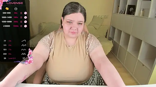 PlumPie online show from October 15, 2025, 11:32 am