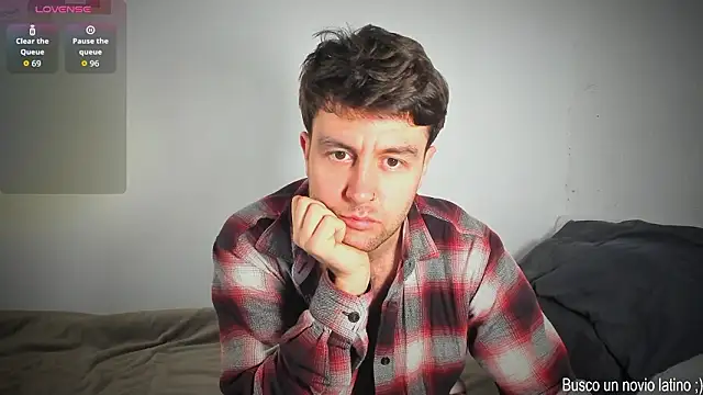 Snapshot of HonestAndrew chatting on February 23, 2026, 6:44 am HonestAndrew online show from February 23, 2026, 6:44 am