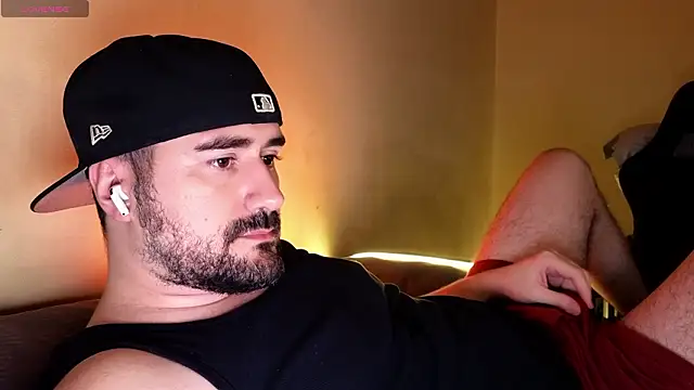 DominantTheo online show from February 18, 2026, 3:35 am