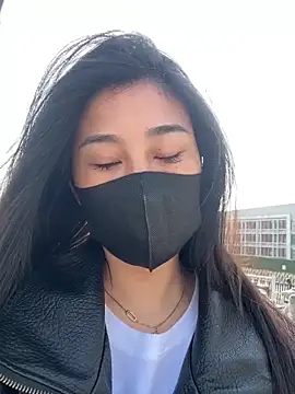 Snapshot of S00 chatting on March 10, 2026, 1:32 am S00 online show from March 10, 2026, 1:32 am