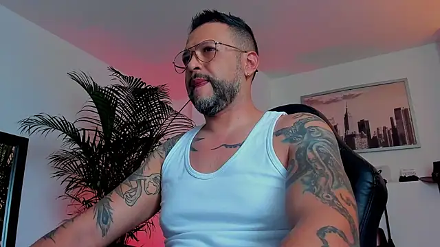 MrFrank tattoo online show from December 2, 2024, 6:54 pm