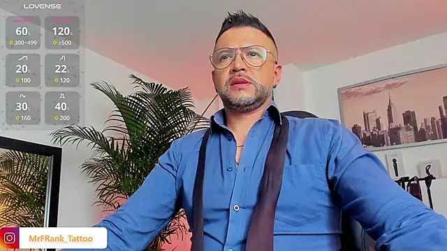 MrFrank tattoo online show from December 15, 2024, 2:48 pm